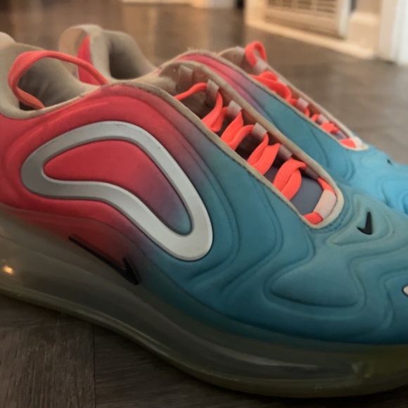 Nike Air Max 720 Pink Sea W Size 7 - Picture 1 of 6